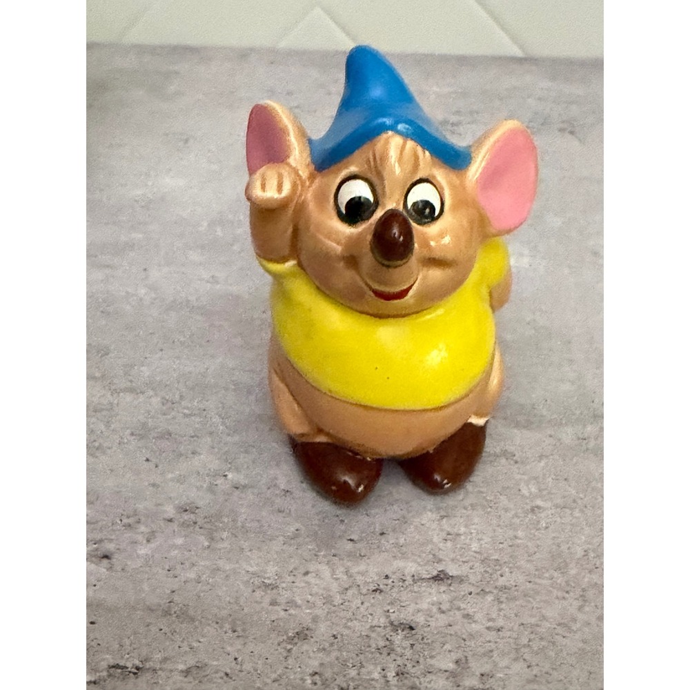 Vintage Disney Gus Gus Mouse Ceramic Figurine Walt Disney Productions Japan 3"